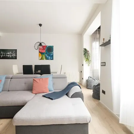 Moyua Luxe By Staynnapartments Bilbao