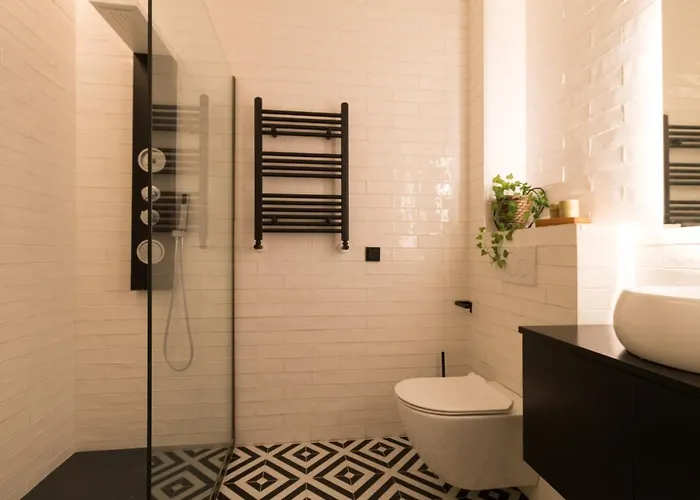 Moyua Luxe By Staynnapartments